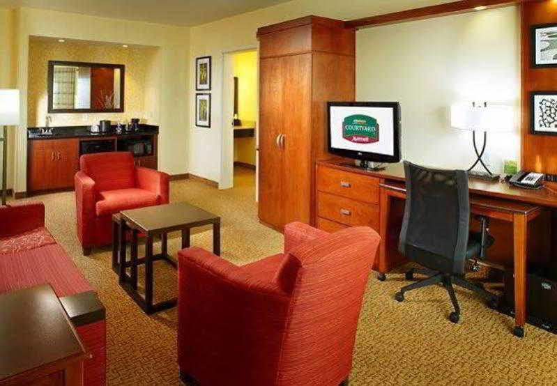 Hotel Courtyard By Marriott Pittsburgh Washington Meadow Lands Esterno foto